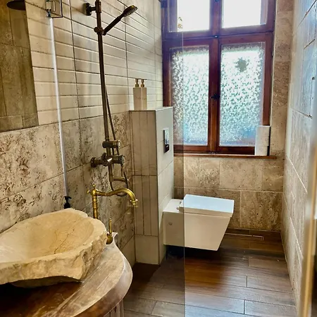 דירה Center Stylish 3 Bedroom סופיה