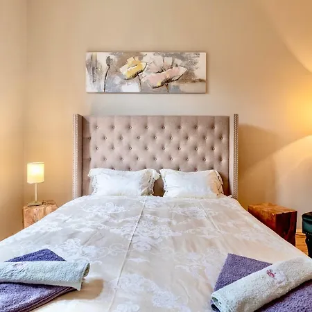 דירה Center Stylish 3 Bedroom *
