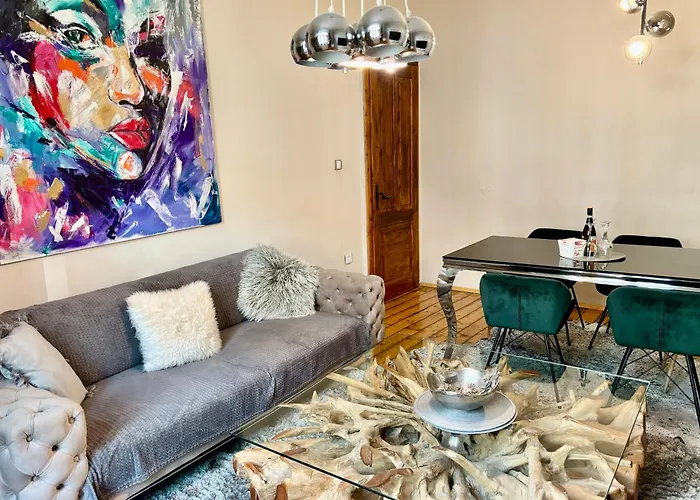 Center Stylish 3 Bedroom * Sofía