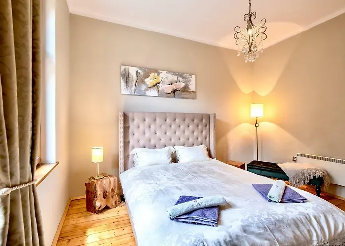 Center Stylish 3 Bedroom * Sofía