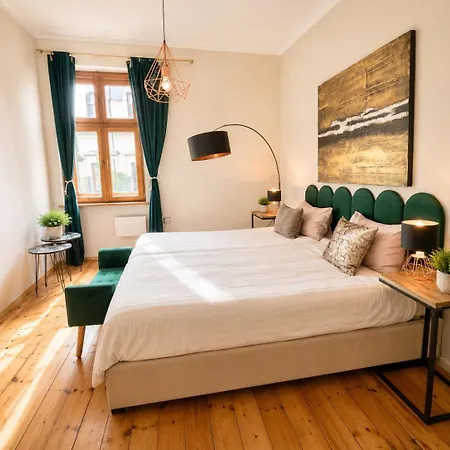Center Stylish 3 Bedroom * Sofia