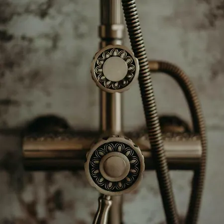 Center Stylish 3 Bedroom Sofia