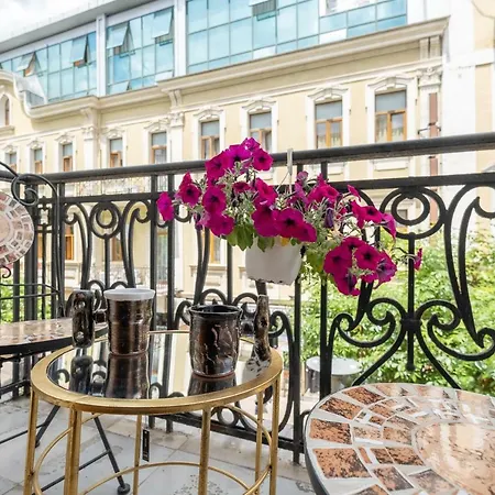 Appartement Center Stylish 3 Bedroom Sofia