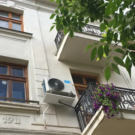 Center Stylish 3 Bedroom Apartament *