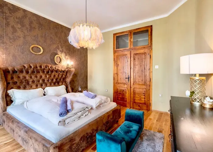 Center Stylish 3 Bedroom София