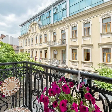 Apartman Center Stylish 3 Bedroom *