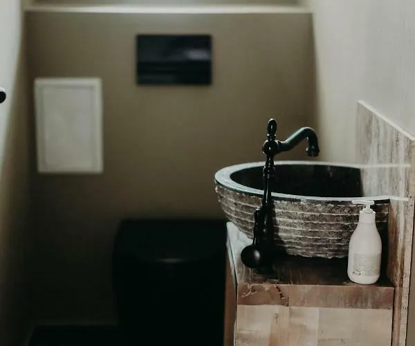 Center Stylish 3 Bedroom Lejlighed *